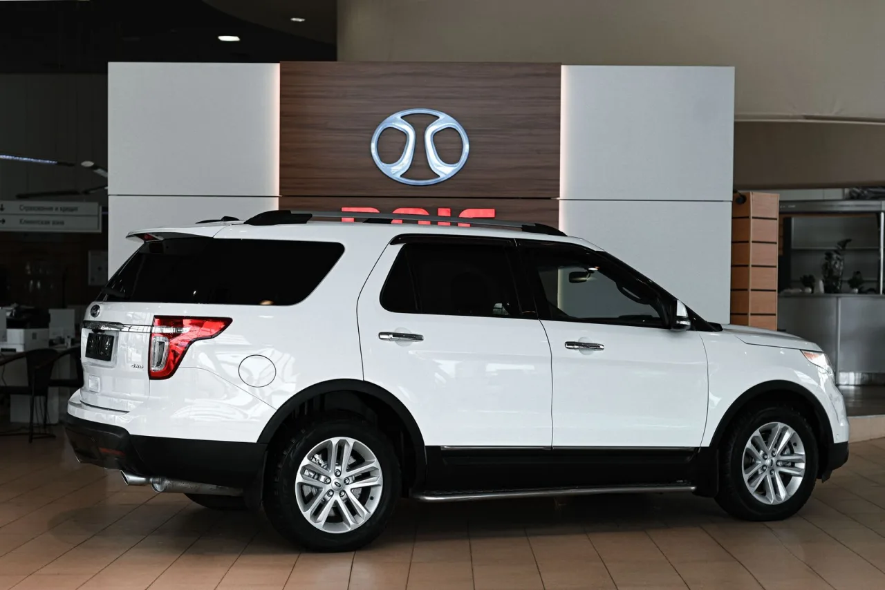 Ford Explorer