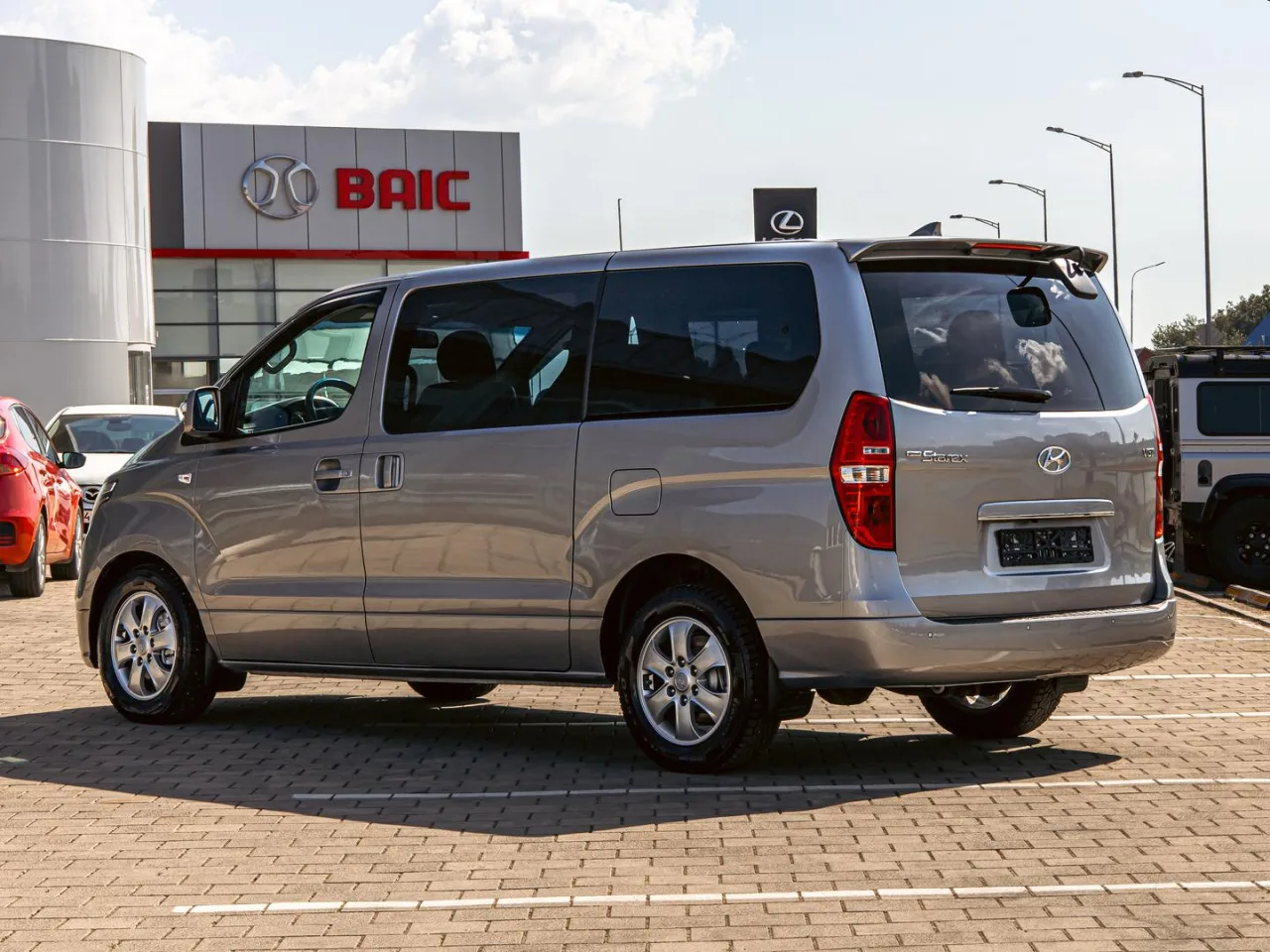 Hyundai Grand Starex