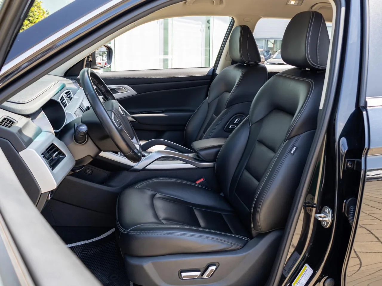 Geely Atlas