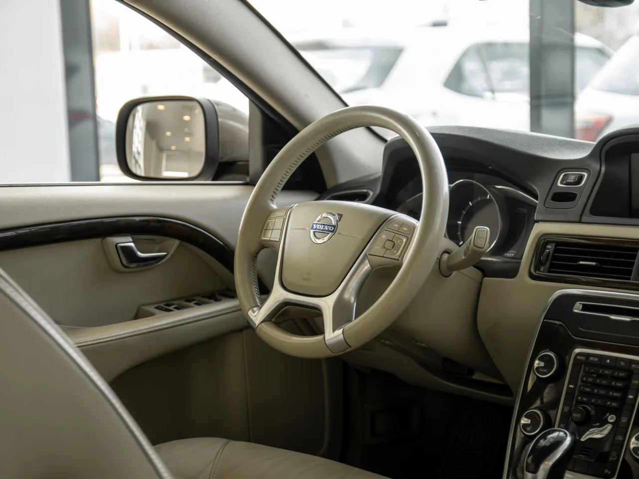 Volvo XC70