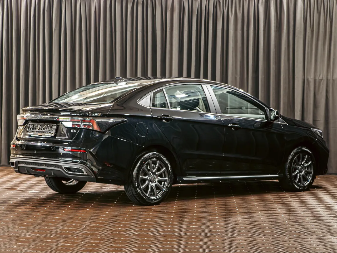 Omoda S5