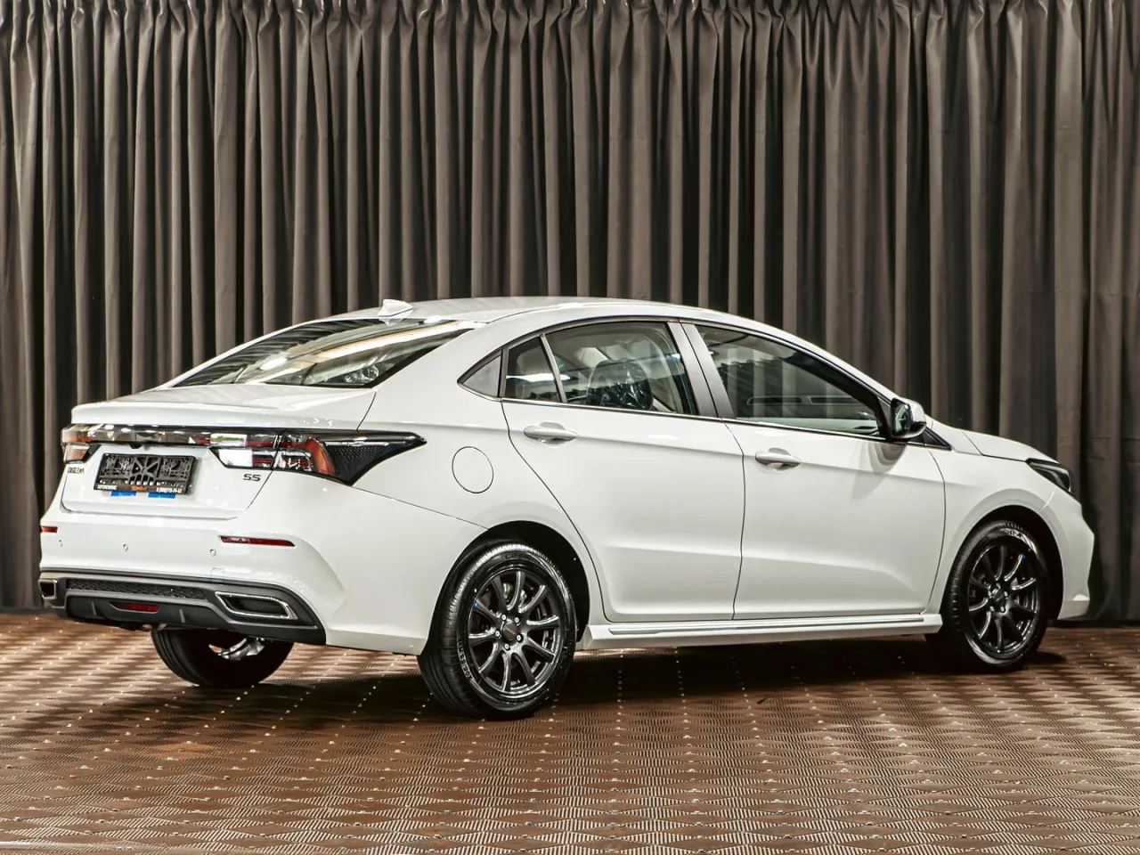 Omoda S5