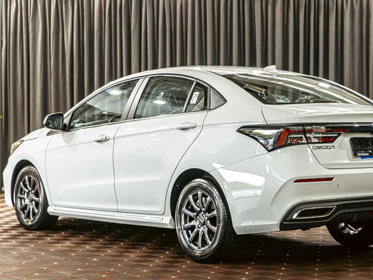 Omoda S5
