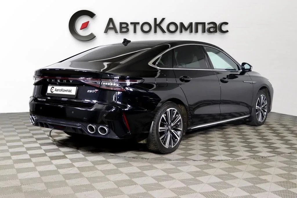 Chery Arrizo 8