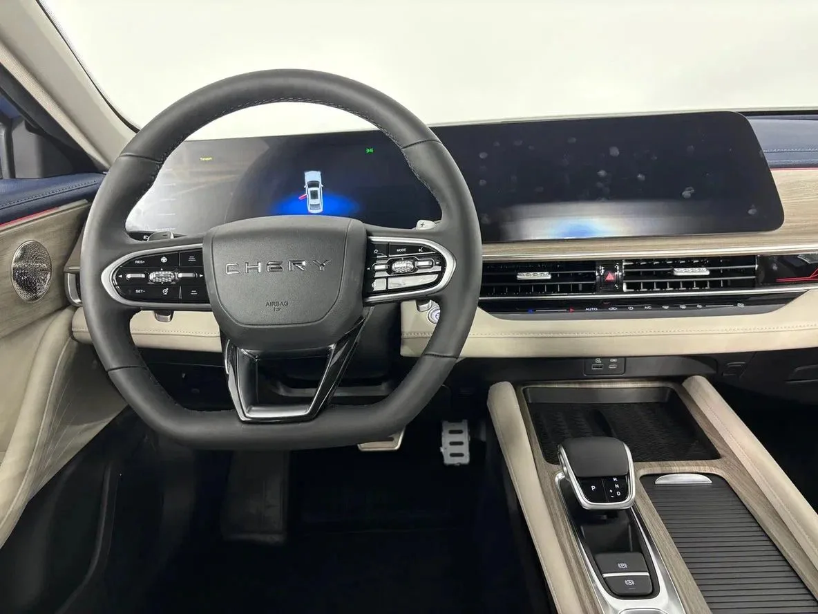 Chery Arrizo 8