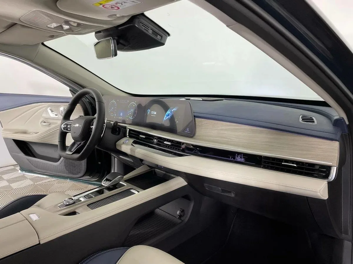 Chery Arrizo 8