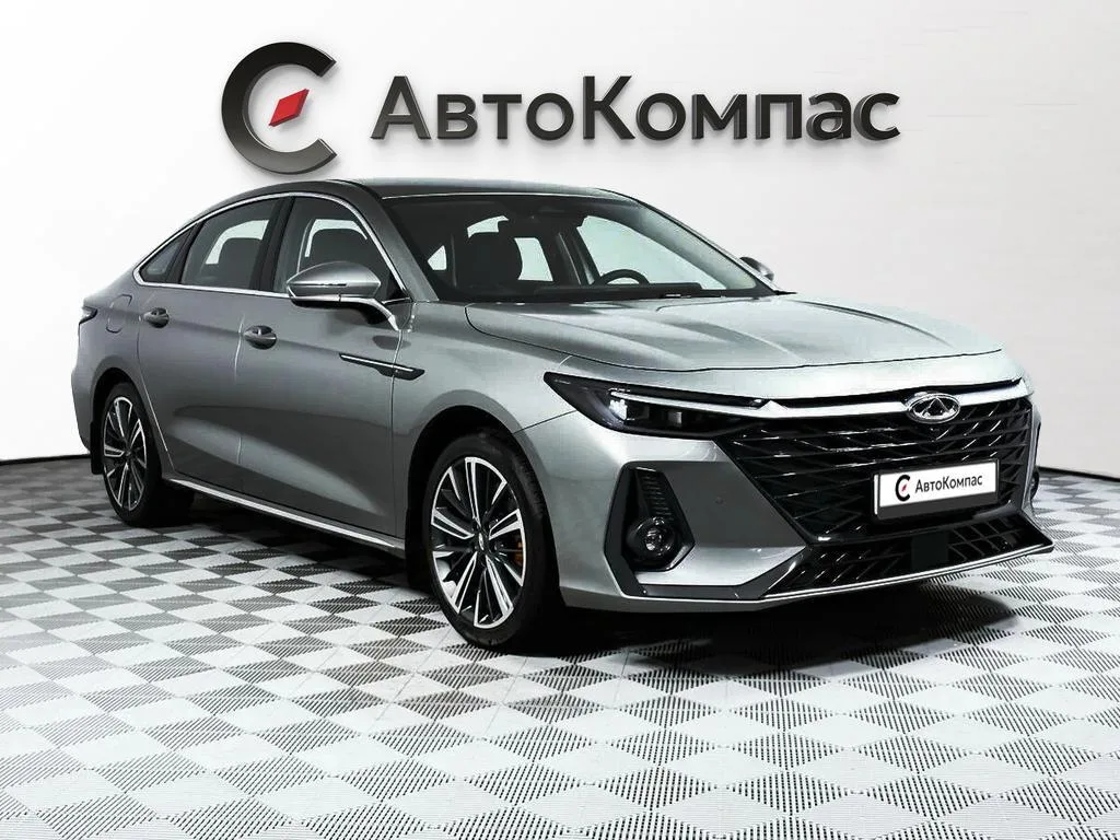 Chery Arrizo 8