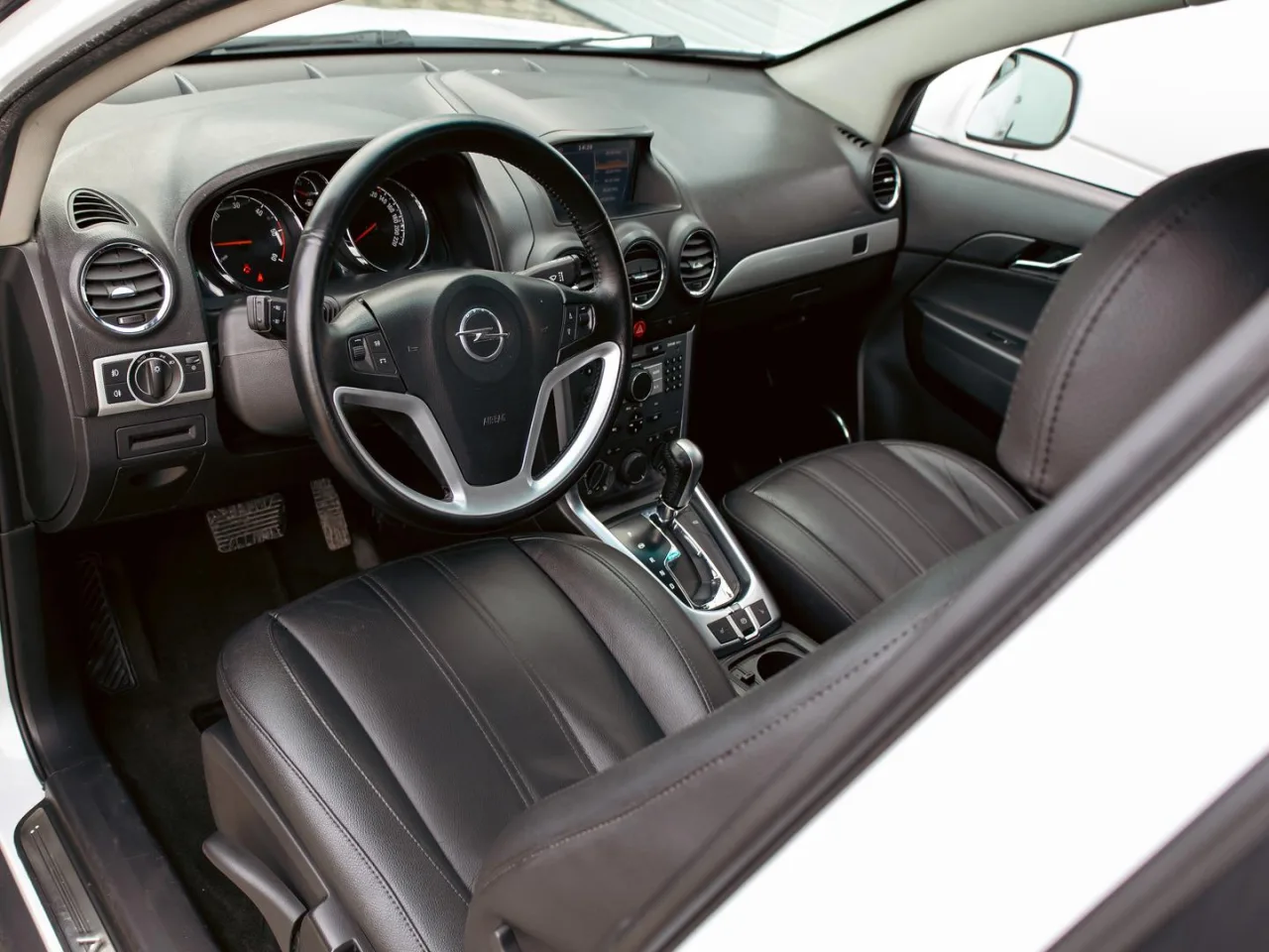 Opel Antara