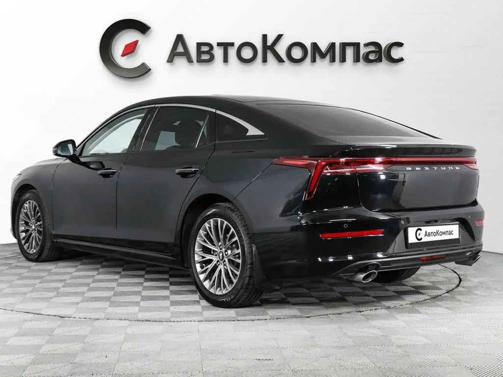 FAW Bestune B70