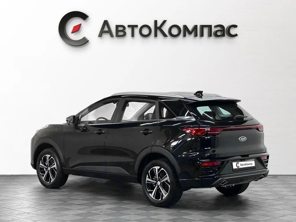 JAC JS6
