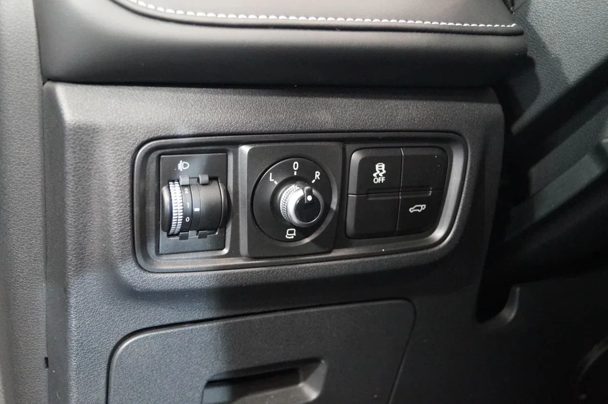 JAC JS6