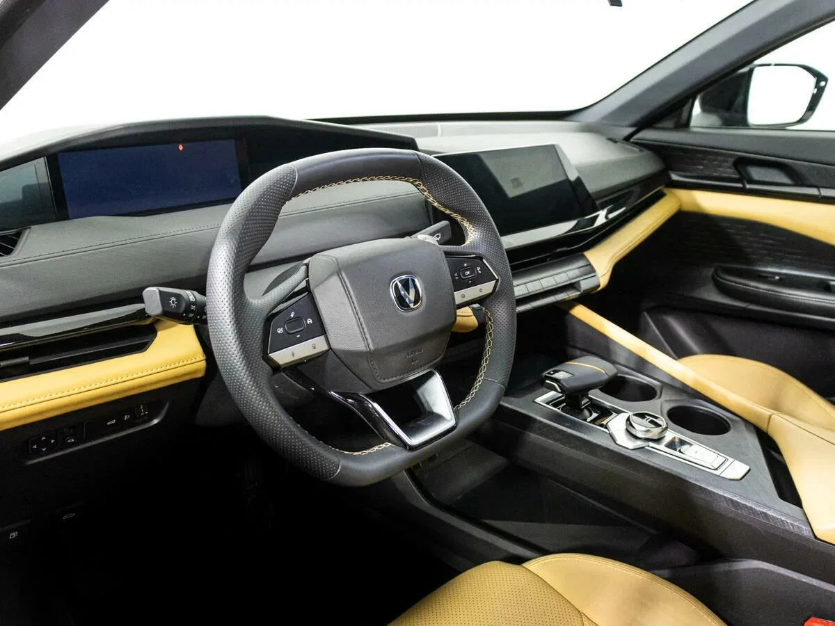 Changan UNI-V