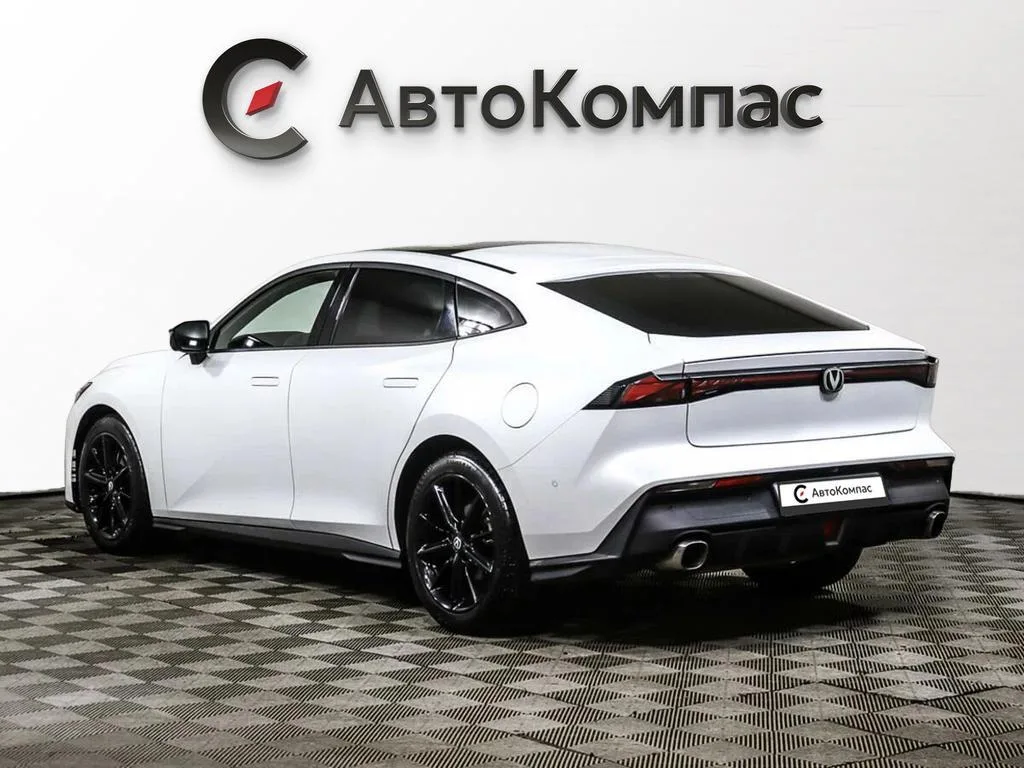 Changan UNI-V