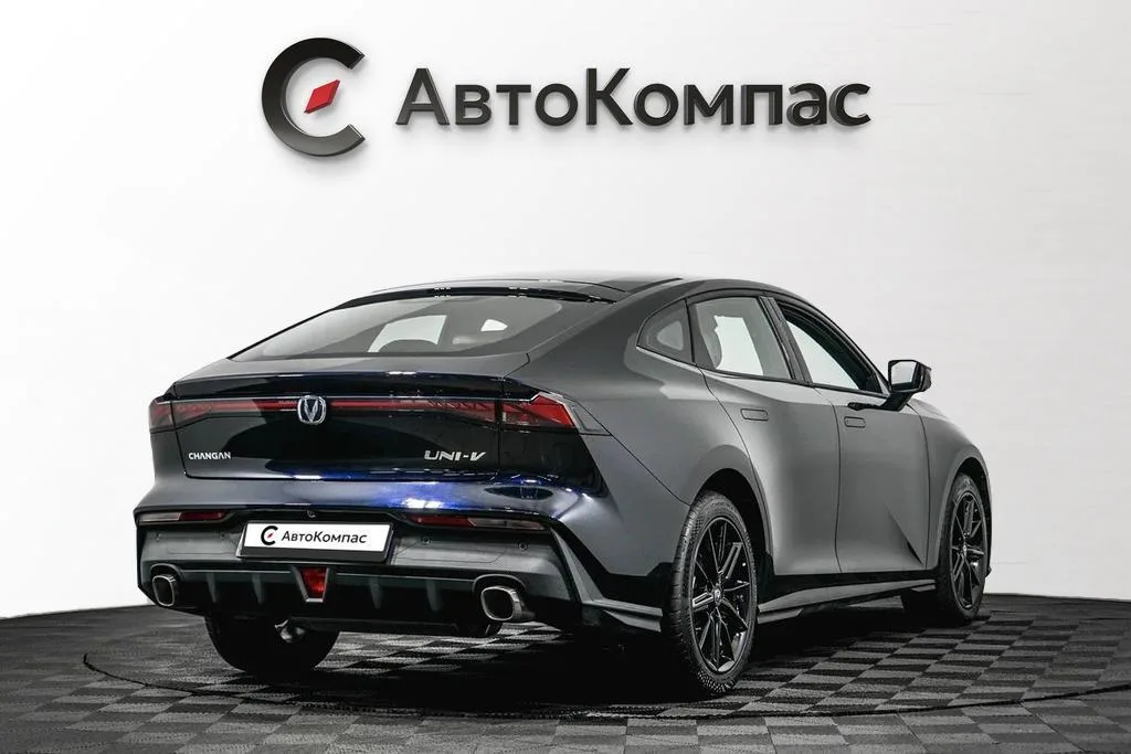 Changan UNI-V