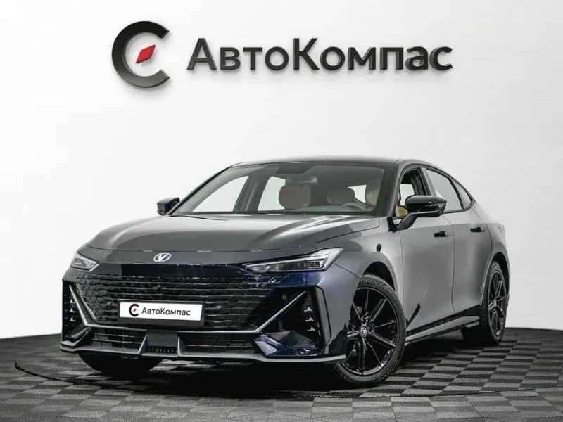 Changan UNI-V 2025