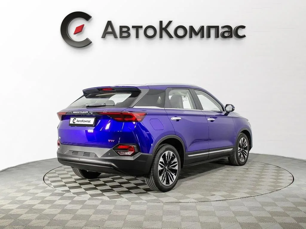 FAW Bestune T77