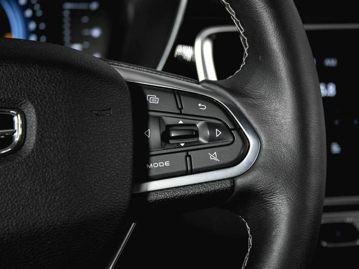 Geely Atlas Pro