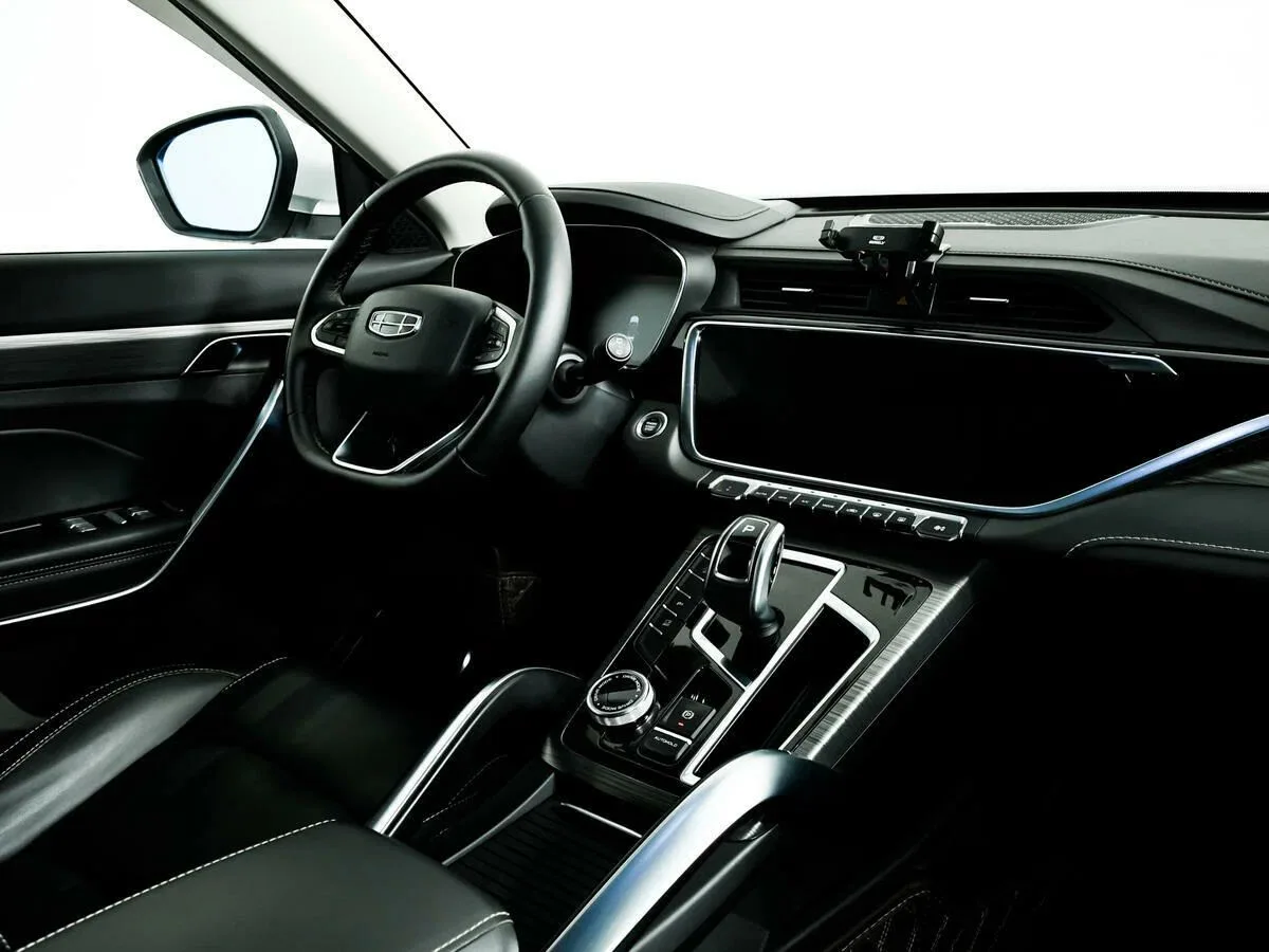 Geely Atlas Pro