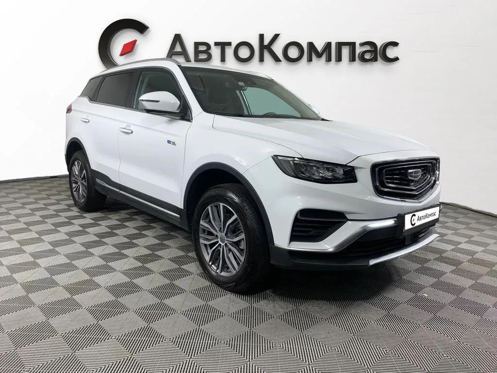 Geely Atlas Pro
