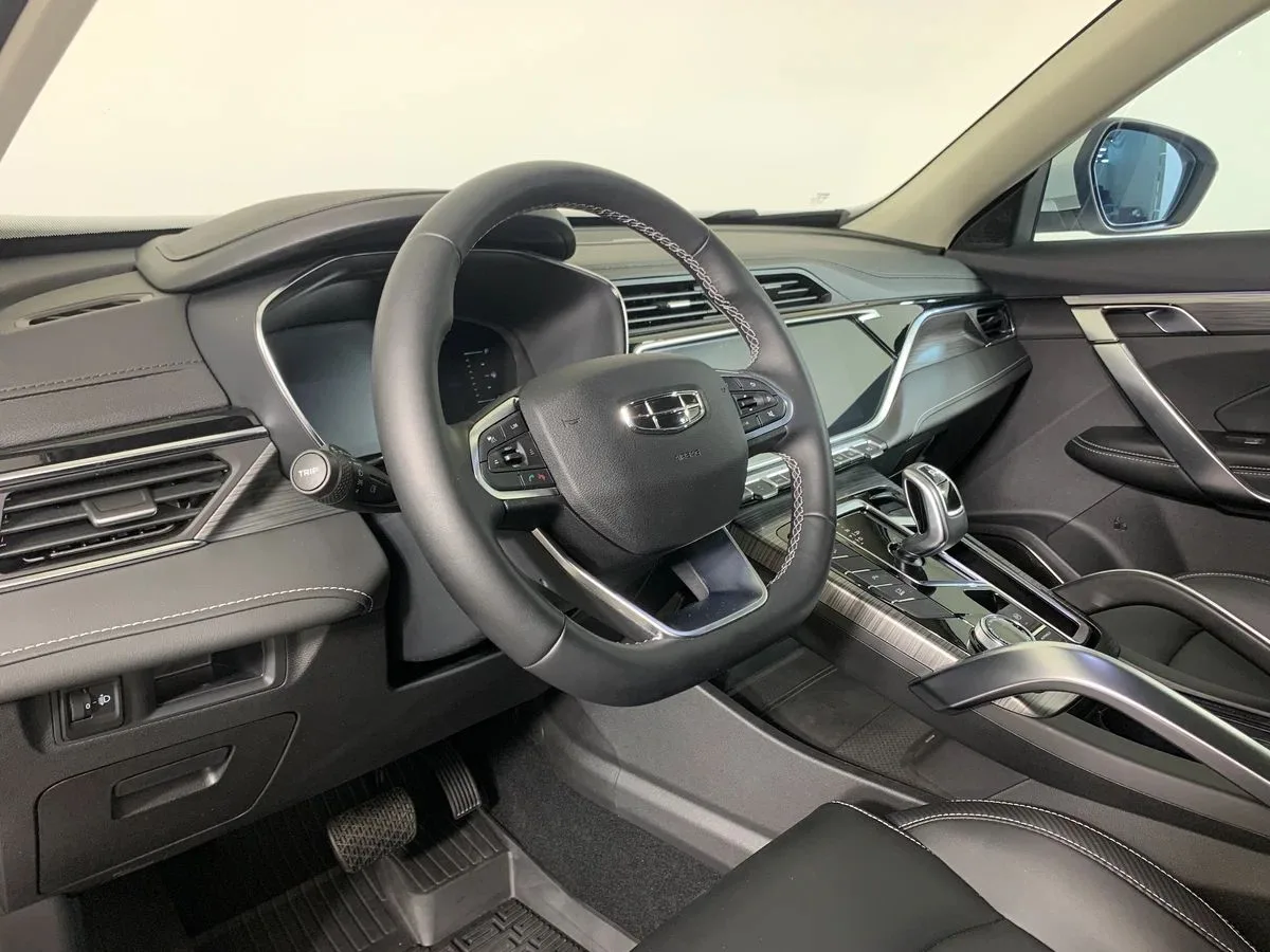 Geely Atlas Pro