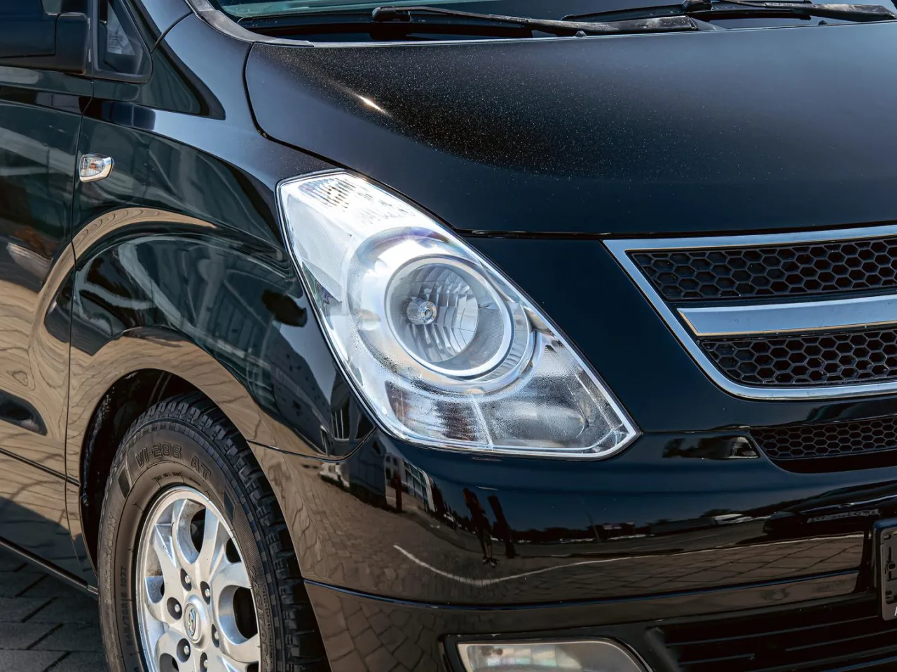 Hyundai Grand Starex