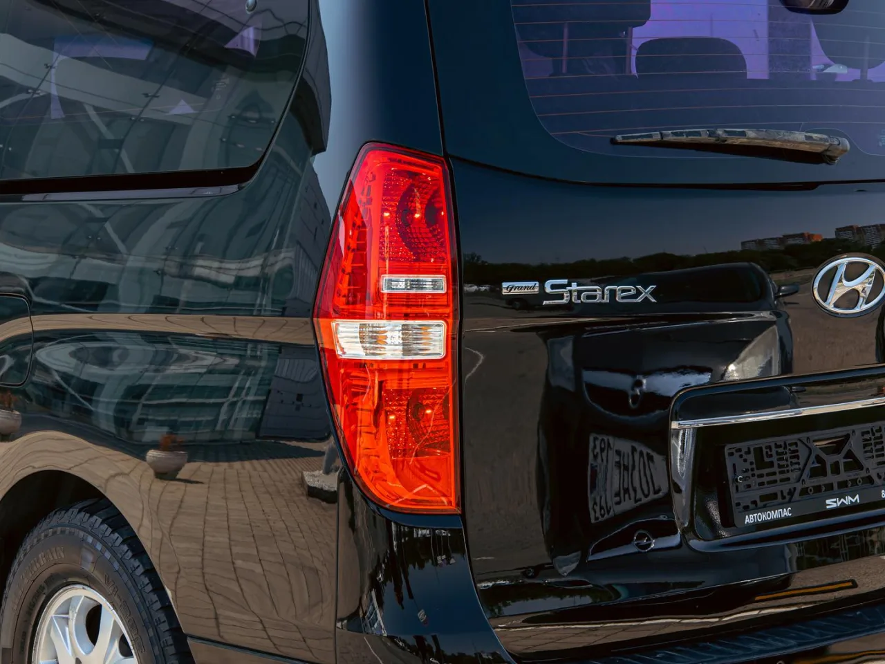 Hyundai Grand Starex