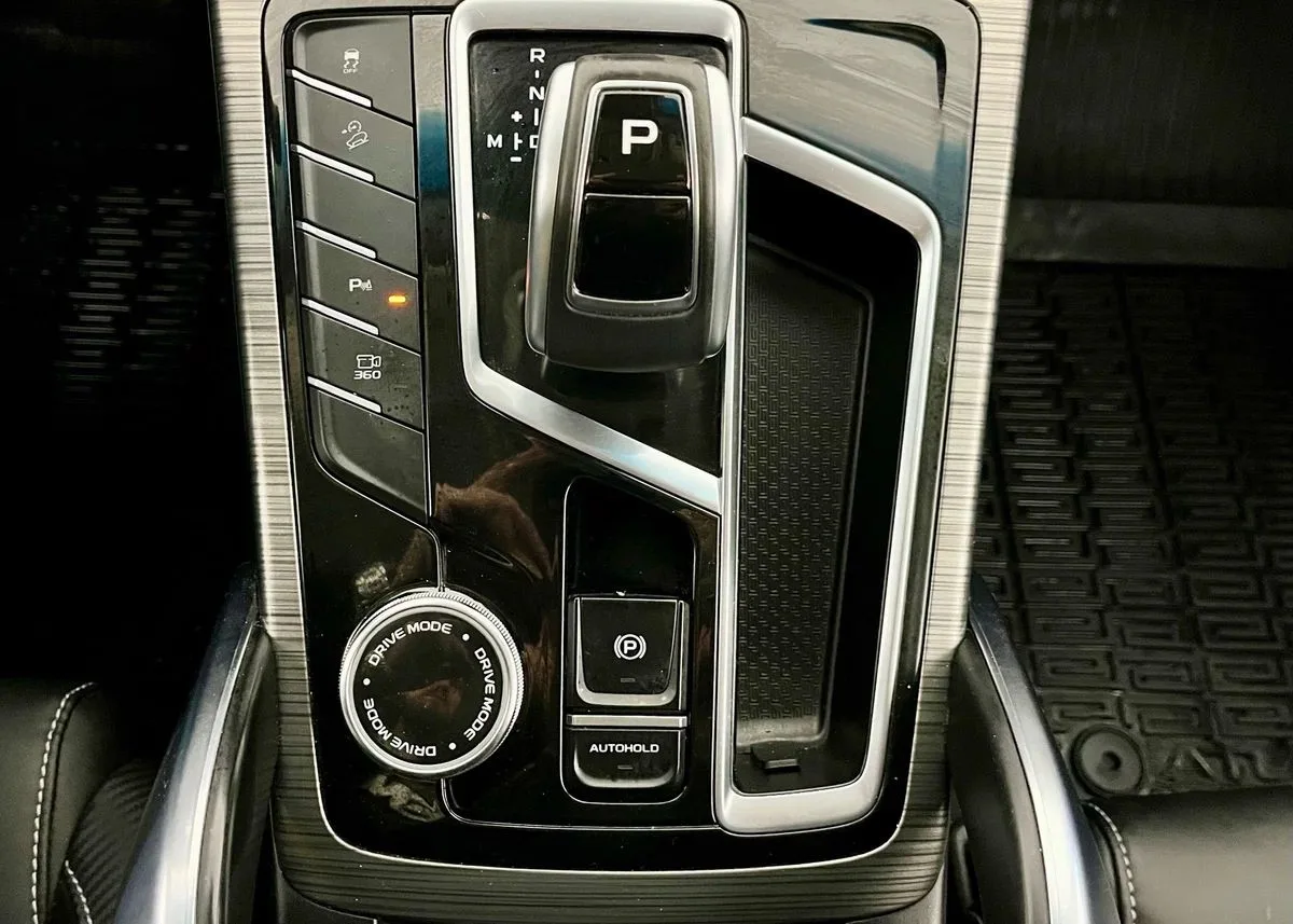 Geely Atlas Pro