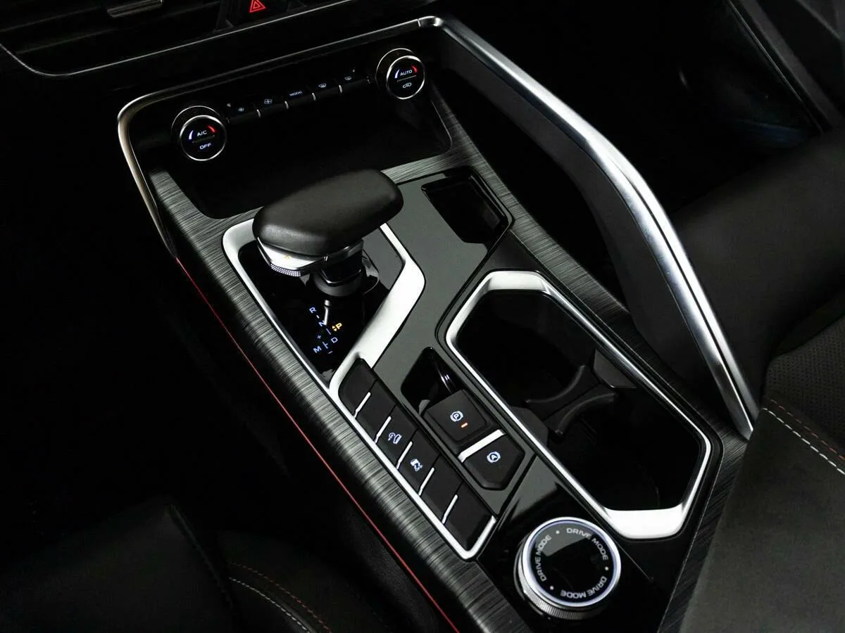 Geely Tugella