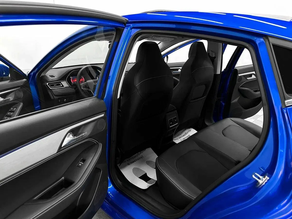 JAC J7