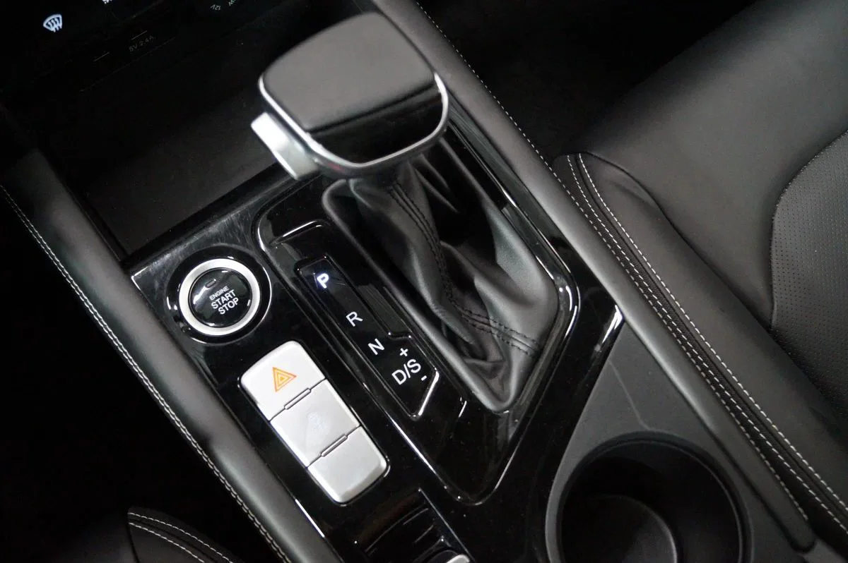 JAC J7