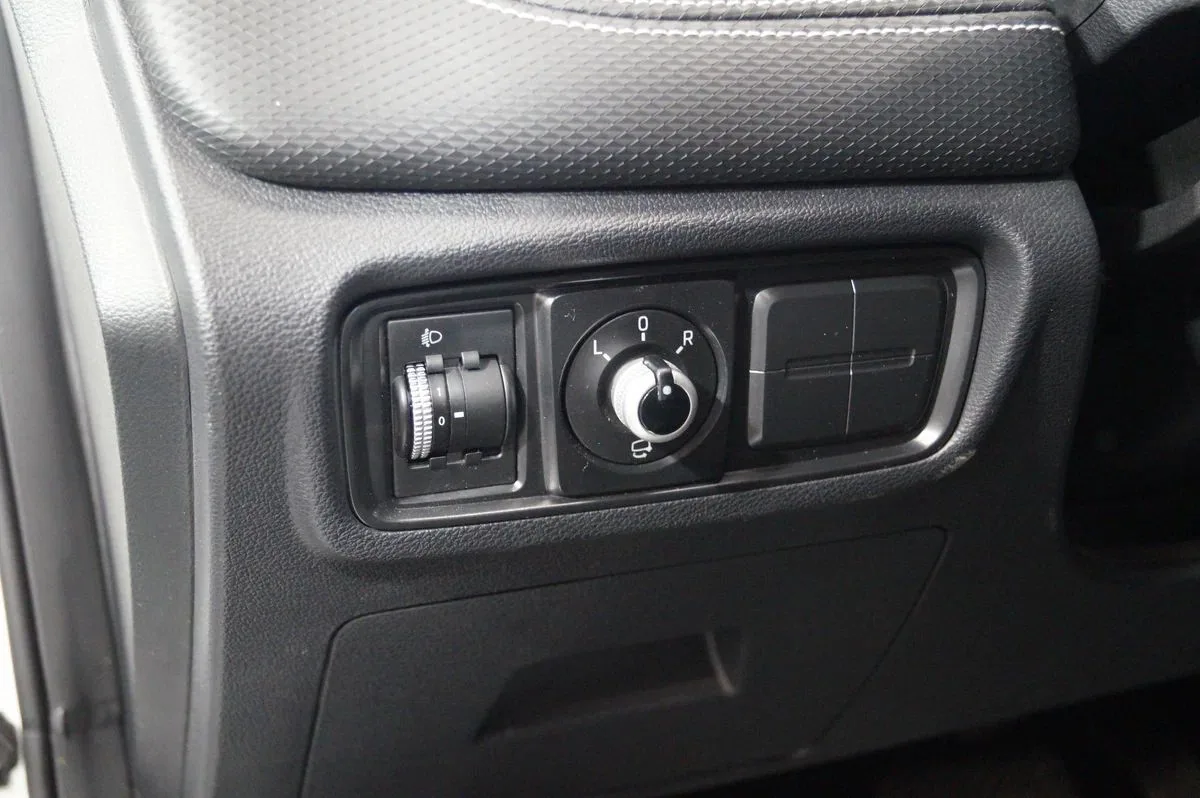 JAC J7