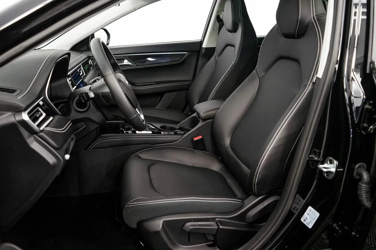JAC J7