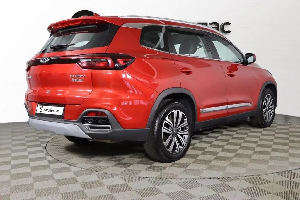 Chery Tiggo 8