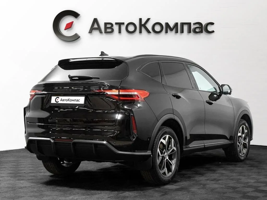 Haval F7