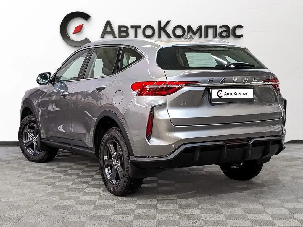 Haval F7