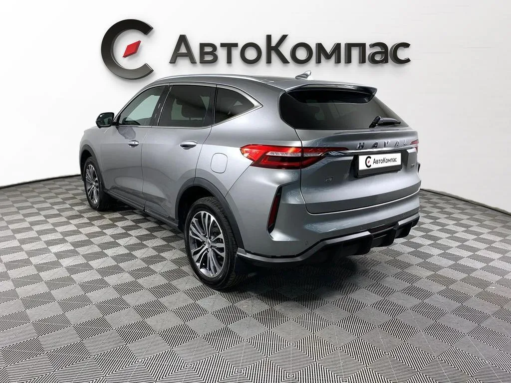 Haval F7