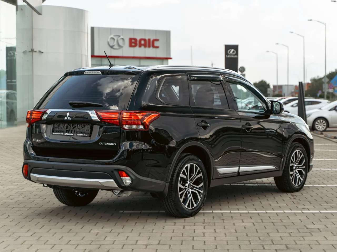 Mitsubishi Outlander