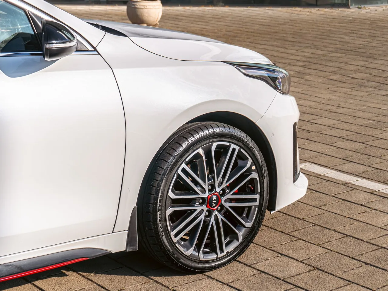 Kia Proceed