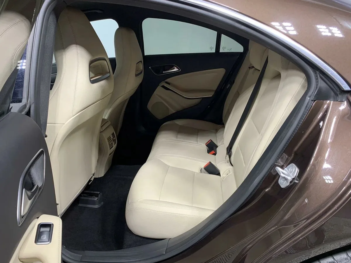 Mercedes-Benz CLA