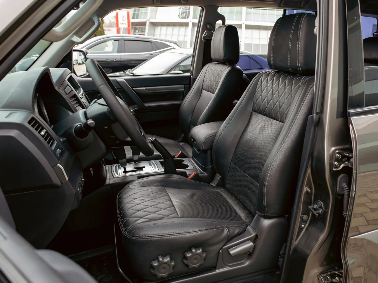 Mitsubishi Pajero