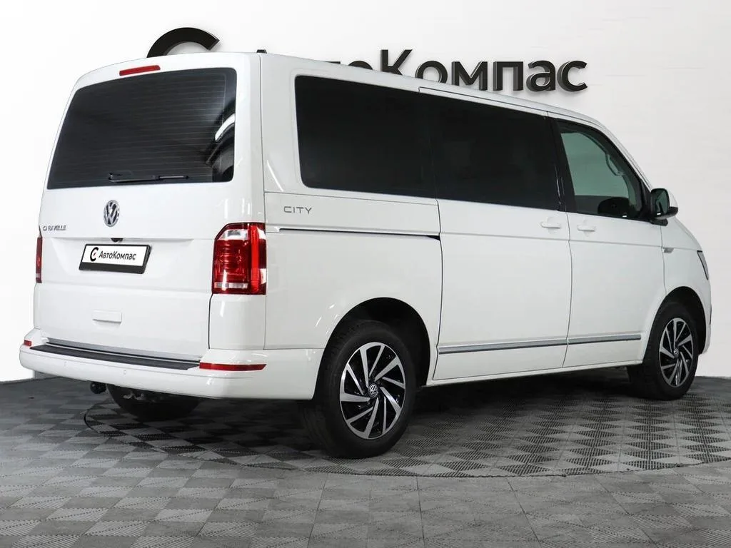 Volkswagen Caravelle