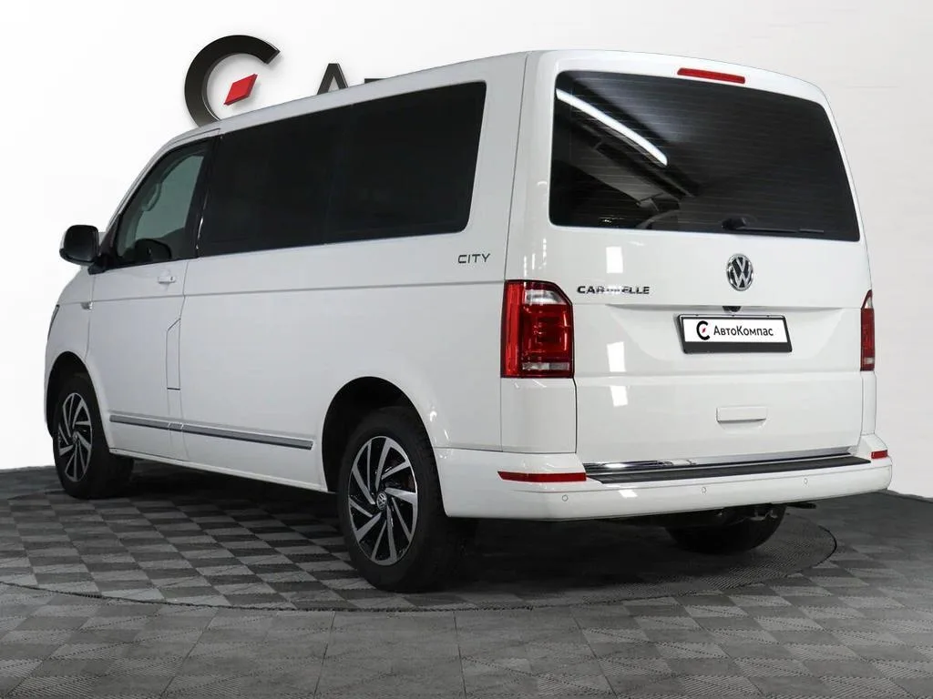 Volkswagen Caravelle