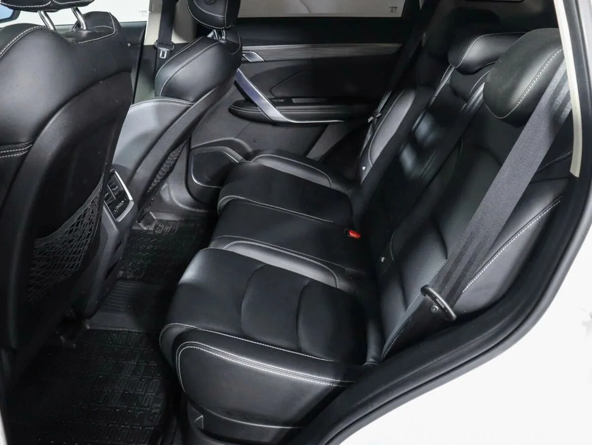 Geely Atlas Pro