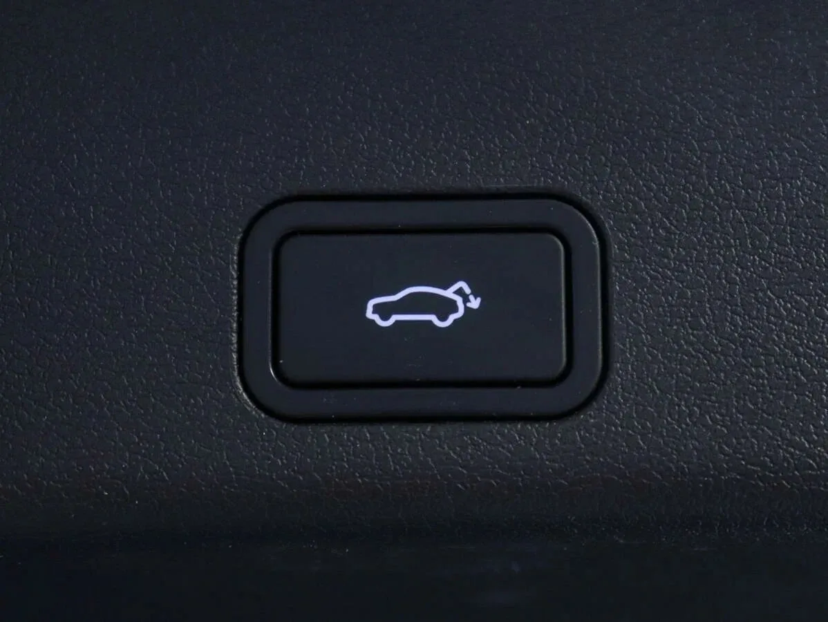 Geely Atlas Pro