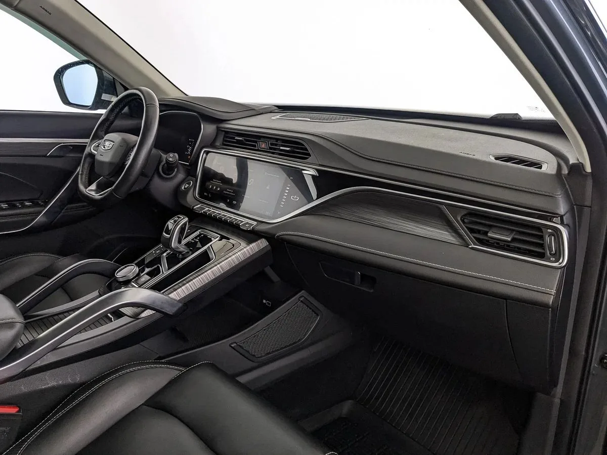 Geely Atlas Pro