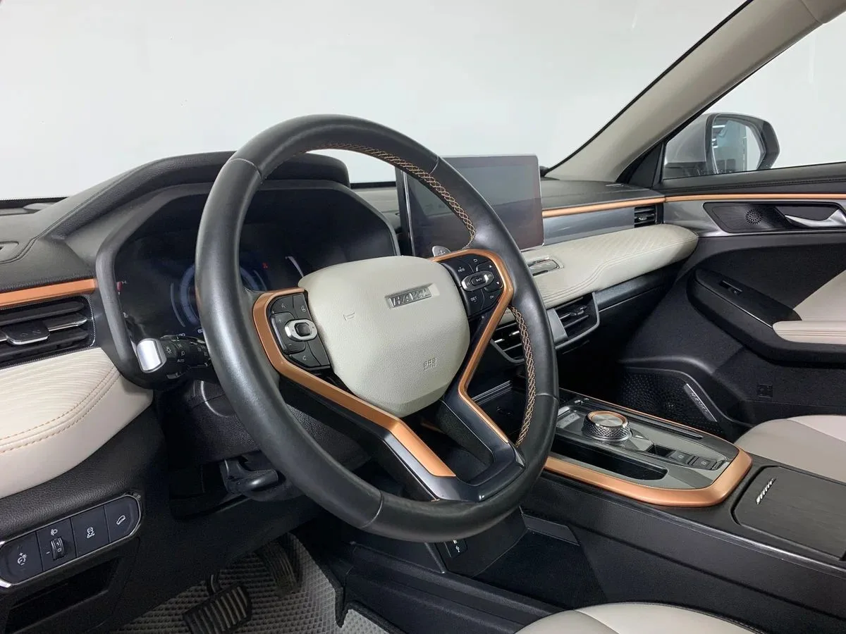 Haval Jolion
