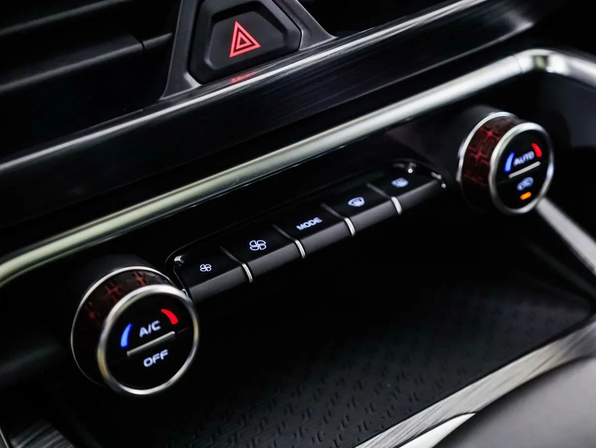 Geely Tugella