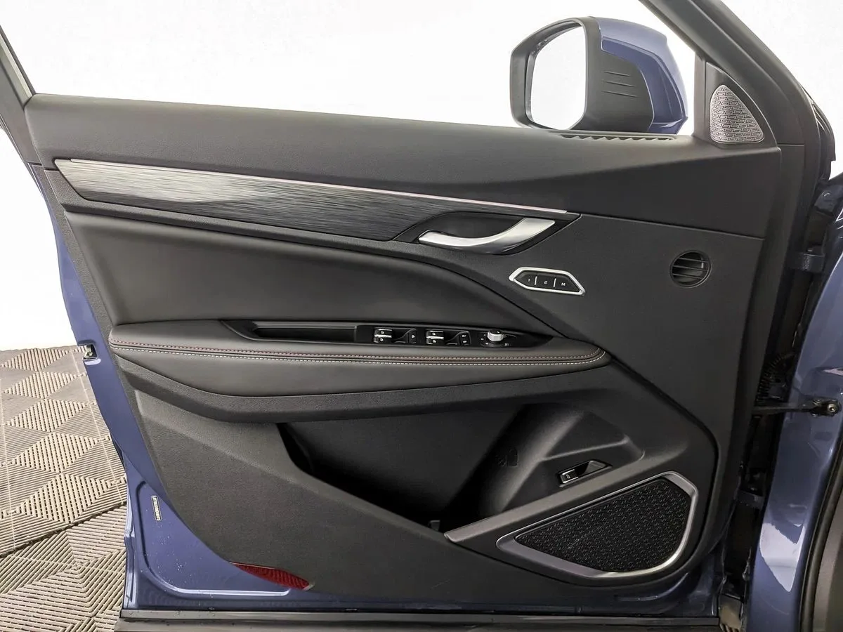 Geely Tugella