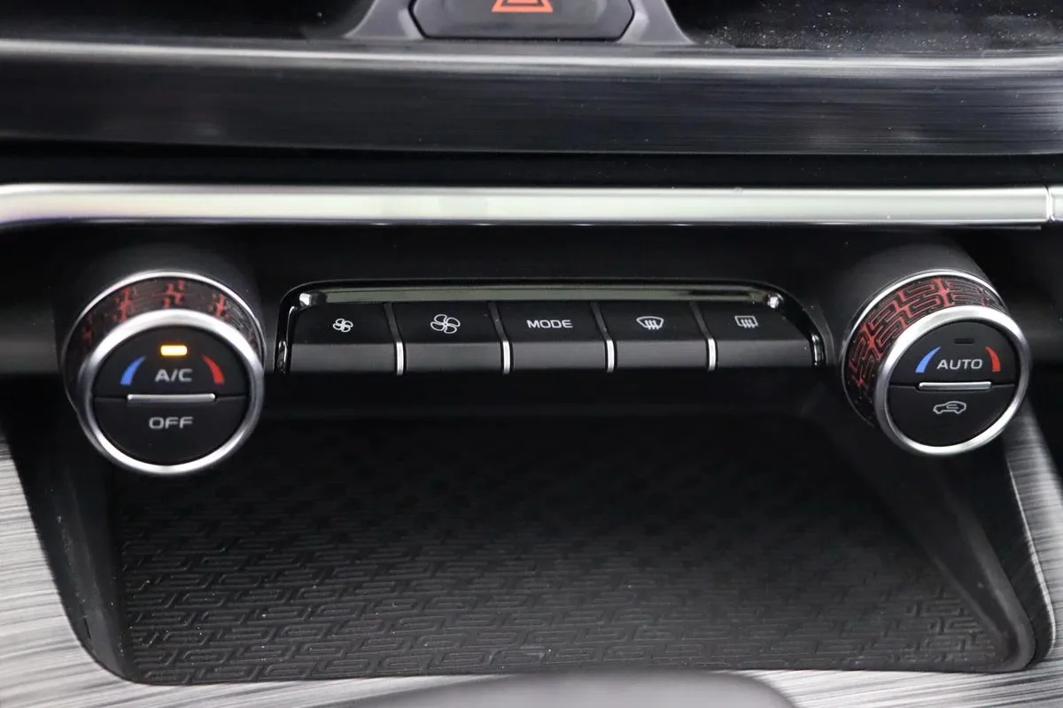 Geely Tugella