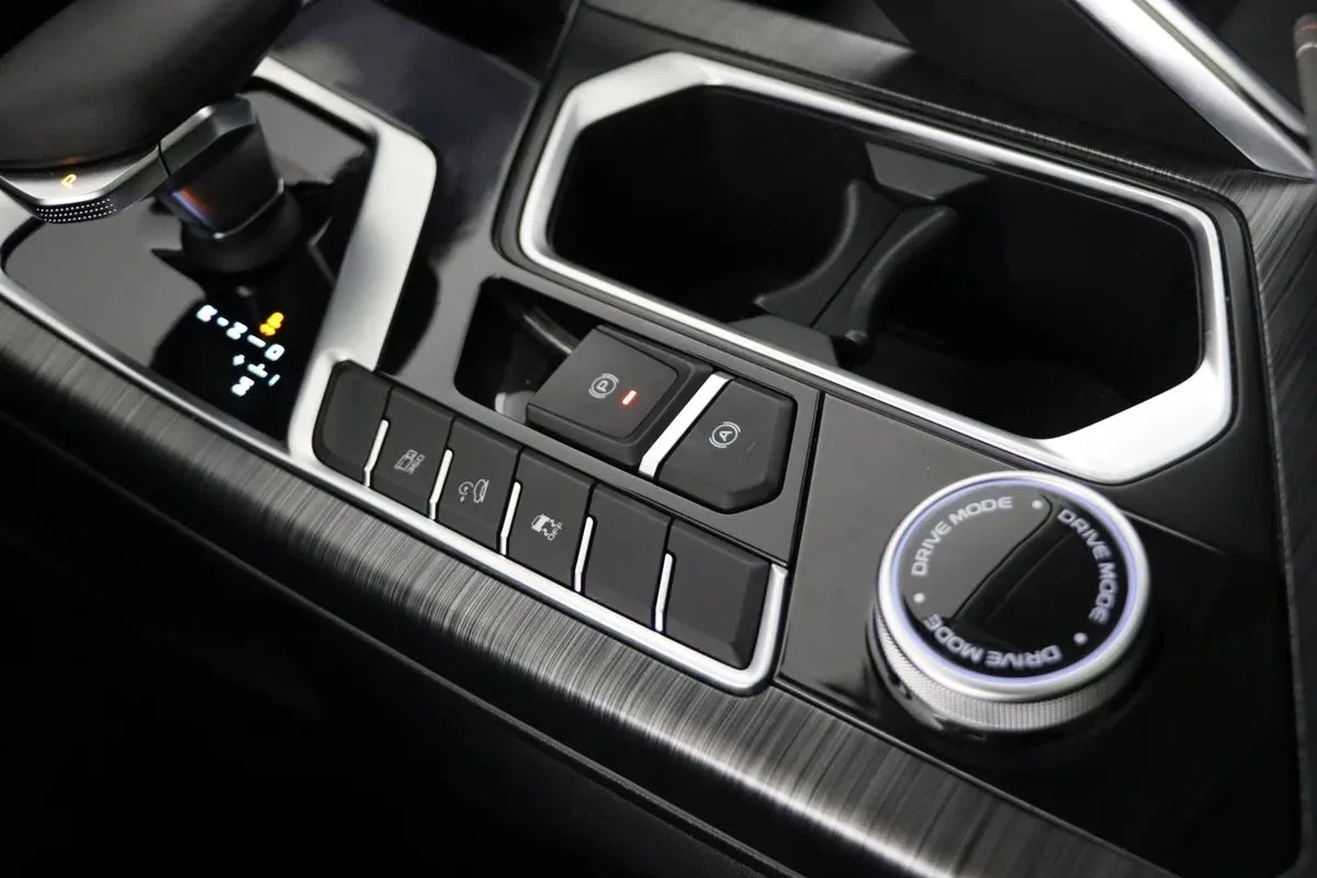 Geely Tugella